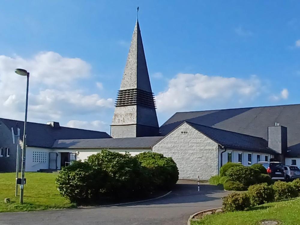 Kirche St. Michael Neschen