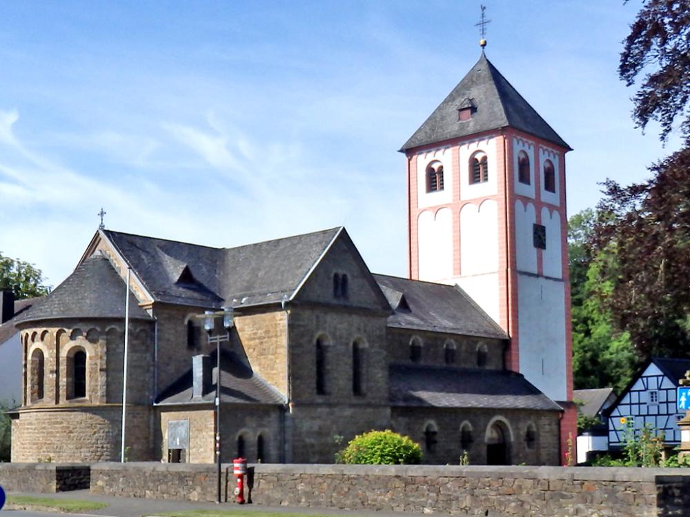 Foto Kirche St. Pankratius Odenthal