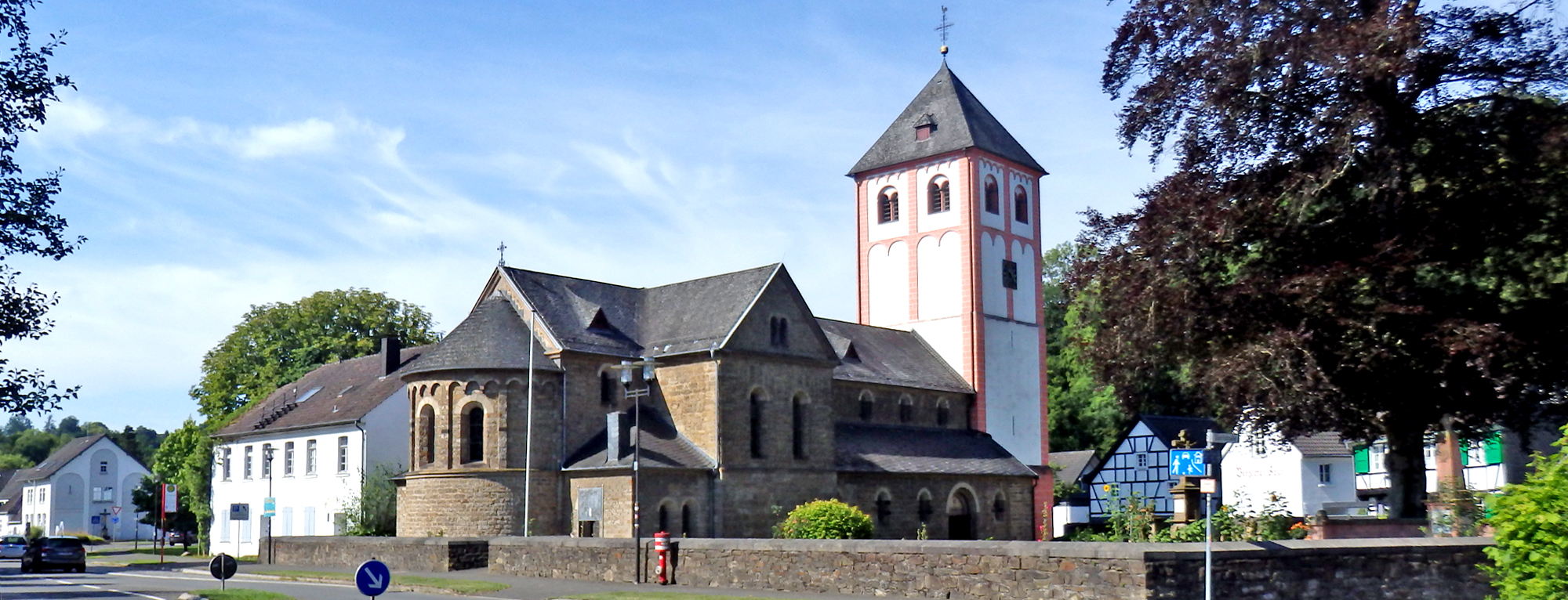Foto Kirche St. Pankratius Odenthal